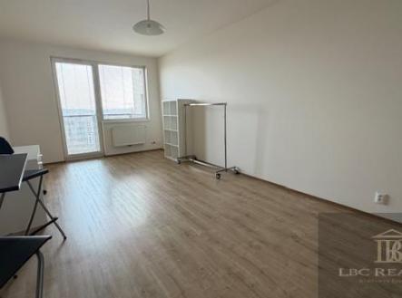 Pronájem bytu, 1+kk, 37 m²