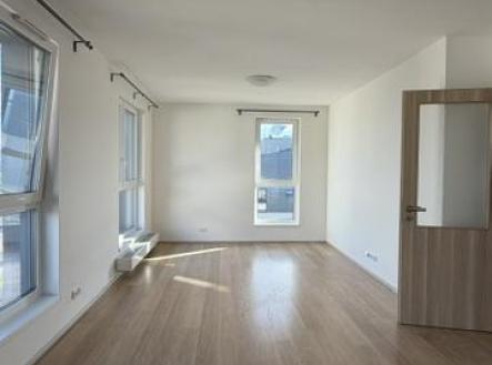 Pronájem bytu, 3+kk, 75 m²