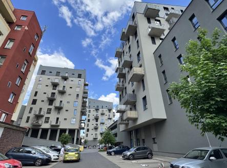 Pronájem bytu, 3+kk, 75 m²