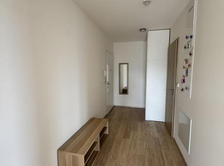 Pronájem bytu, 3+kk, 75 m²