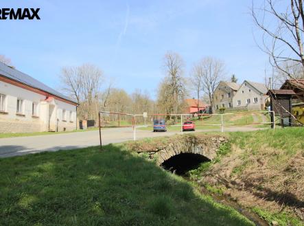 Prodej zemědělského objektu, 2 003 m²