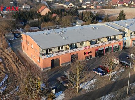 Prodej - nájemní dům, 1 321 m²