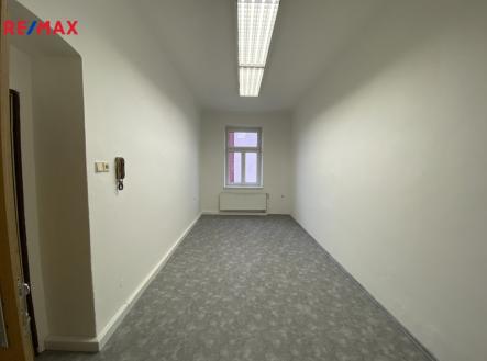 Pronájem - kanceláře, 33 m²