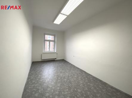 Pronájem - kanceláře, 33 m²