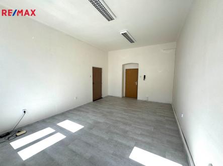 Pronájem - kanceláře, 25 m²