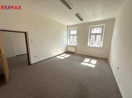 Pronájem - kanceláře, 45 m²