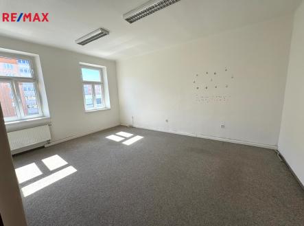 Pronájem - kanceláře, 45 m²