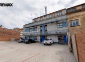 Pronájem kanceláře, 563 m²