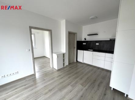 Pronájem bytu, 2+kk, 38 m² obrázek