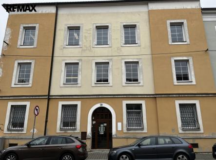 Pronájem kanceláře, 91 m²