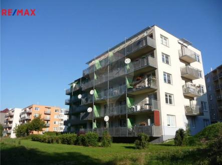 Pronájem bytu, 2+kk, 77 m²