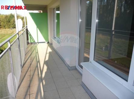 Pronájem bytu, 2+kk, 77 m²