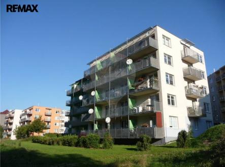 Pronájem bytu, 2+kk, 77 m² obrázek