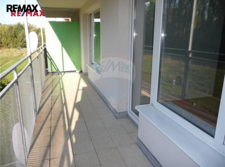 Pronájem bytu, 2+kk, 77 m²