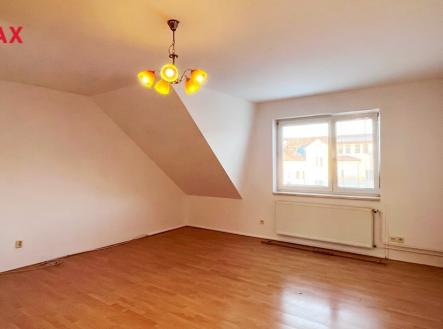 Pronájem bytu, 3+1, 188 m²