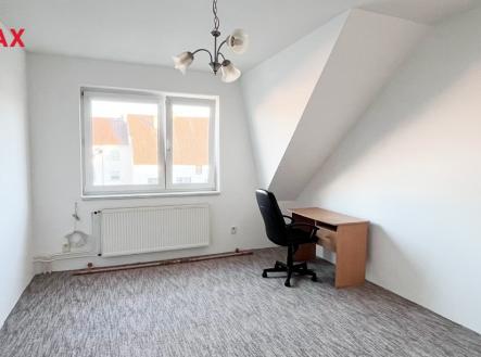 Pronájem bytu, 3+1, 188 m²