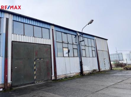 Pronájem skladovací prostor, 150 m²