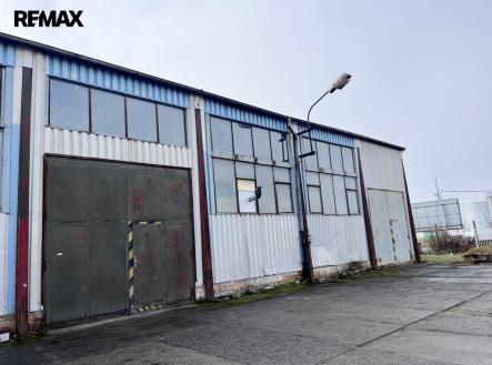 Pronájem skladovací prostor, 150 m²