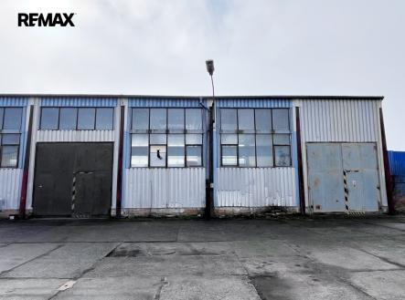 Pronájem skladovací prostor, 150 m²