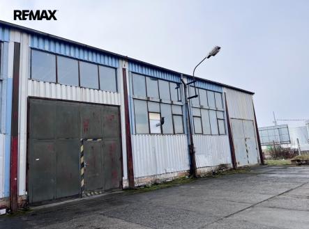 Pronájem skladovací prostor, 150 m²