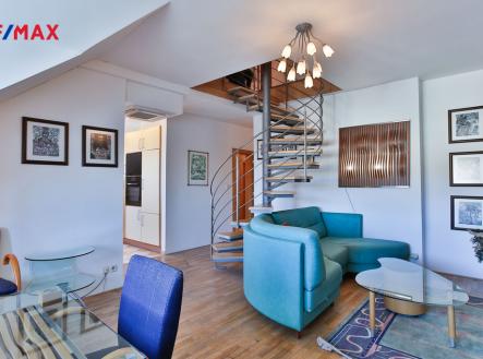 Pronájem bytu, 3+kk, 116 m²