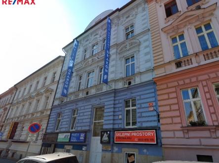 Pronájem kanceláře, 67 m²