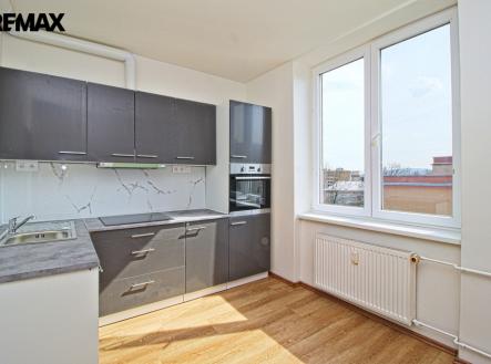 Pronájem bytu, 2+1, 73 m²