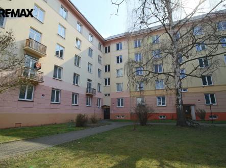 Pronájem bytu, 2+1, 73 m²