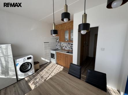 Pronájem bytu, 1+1, 39 m²