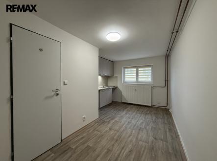 Pronájem bytu, 1+kk, 15 m²
