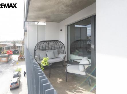 Pronájem bytu, 2+kk, 52 m²