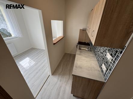 Pronájem bytu, 2+kk, 35 m²