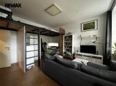 Pronájem bytu, 1+kk, 37 m²