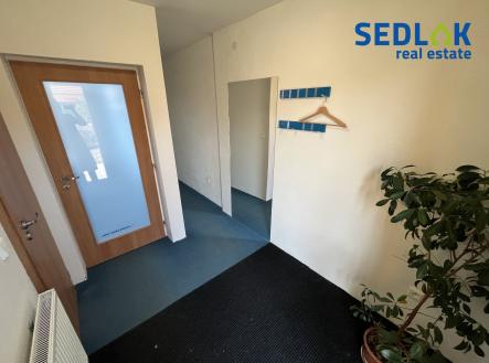 Prodej kanceláře, 72 m²