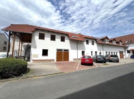 Pronájem výrobní prostor, 242 m² obrázek