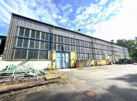 Pronájem výrobní prostor, 1 620 m²