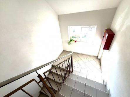 Pronájem bytu, 1+1, 37 m²
