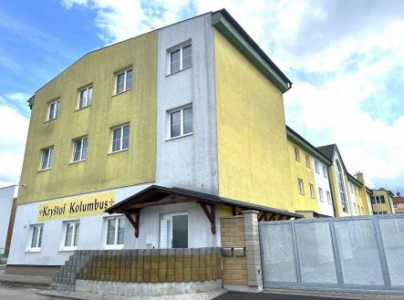Pronájem bytu, 2+kk, 61 m²