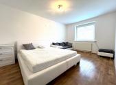 Pronájem bytu, 1+1, 37 m²