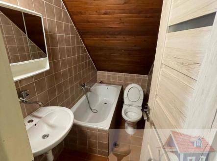 Pronájem bytu, 1+kk, 27 m²