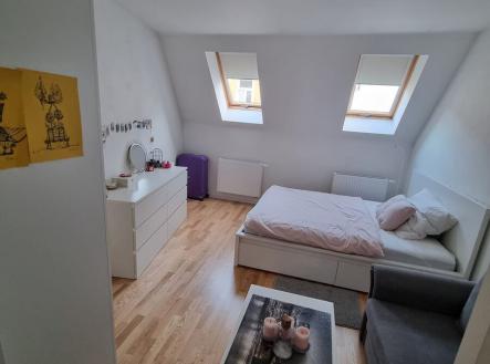 Pronájem bytu, 1+1, 32 m² obrázek