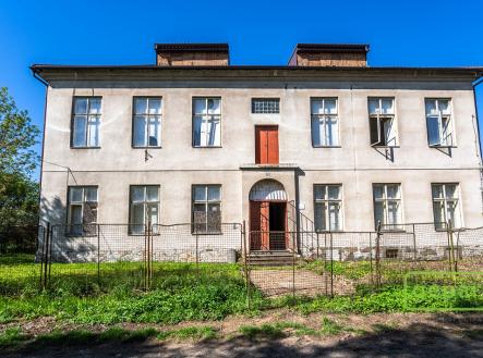 Prodej - nájemní dům, 539 m²