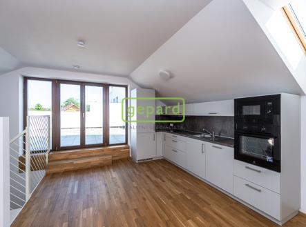 Prodej bytu, 2+kk, 130 m²