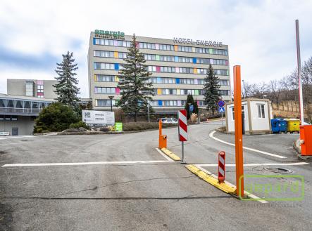 Pronájem kanceláře, 213 m²