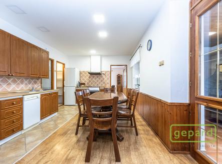 Pronájem domu/vily, 100 m²