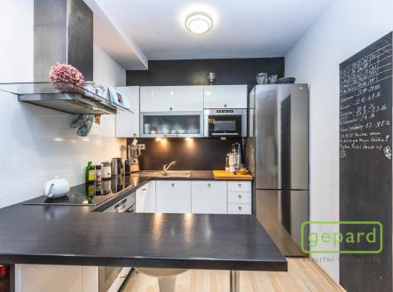 Pronájem bytu, 2+kk, 62 m²