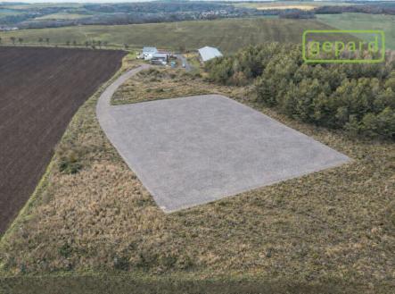 Pronájem pozemku pro komerční výstavbu, 8 000 m²