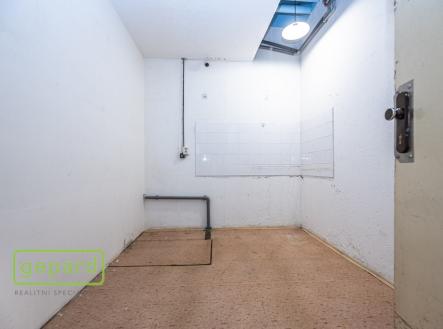Pronájem skladovací prostor, 14 m²