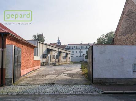 Prodej obchodní prostor, 700 m²