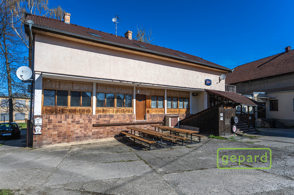 Přední část budovy